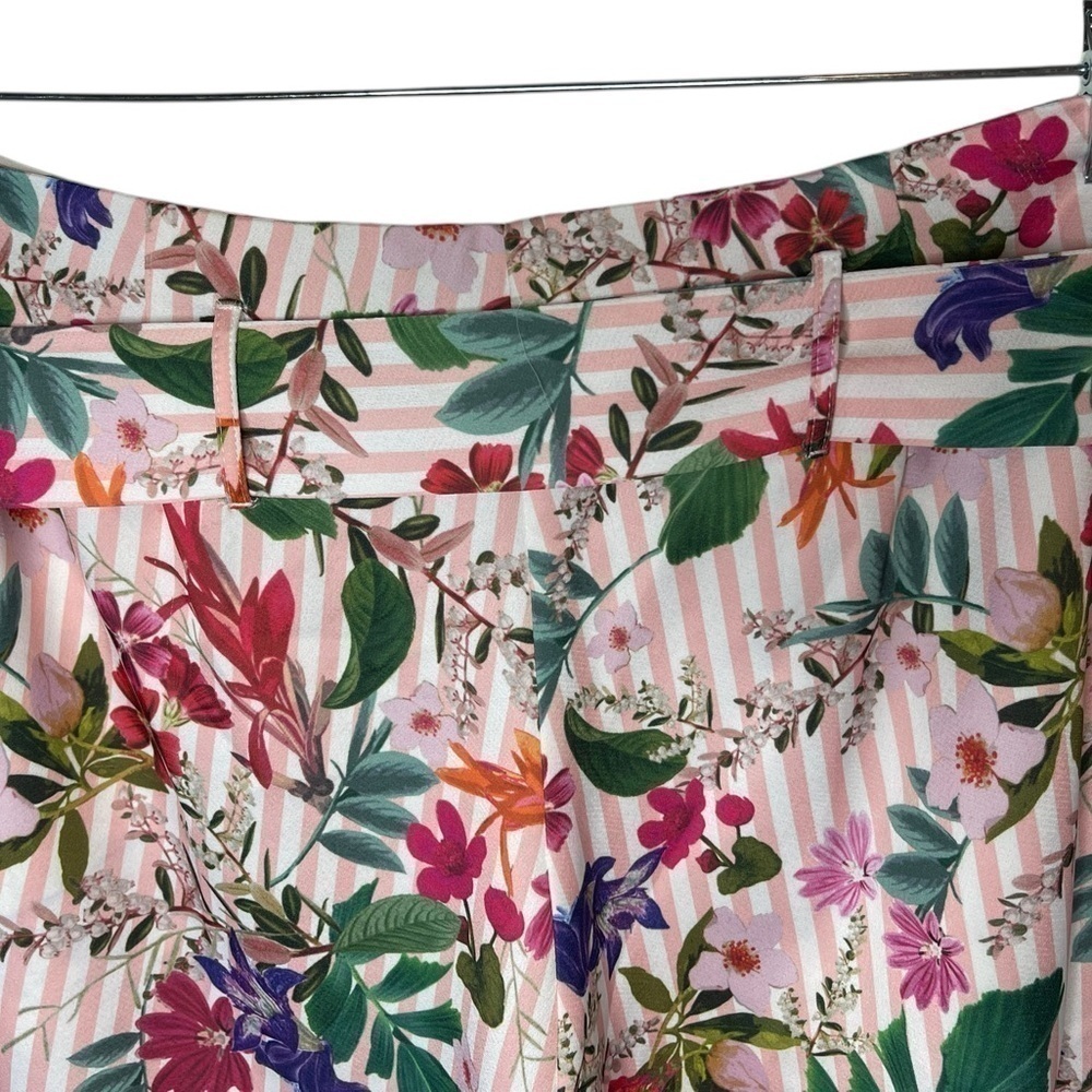 Gianni & Bini Striped Floral Wide Leg Belted Pants | Size 8 - Picture 5 of 13